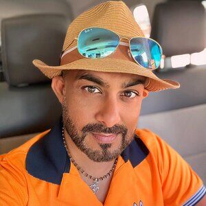 Meet your Posher, Hetal